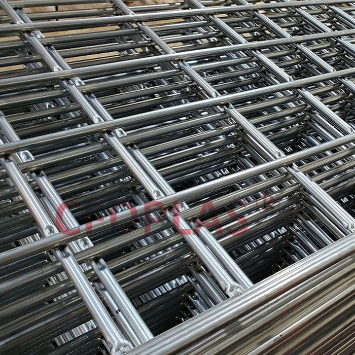IBC_steel_frame_cage_galvanzied_welded_tubes_crescent-shaped_horizontal_tubes_cfdplas_06